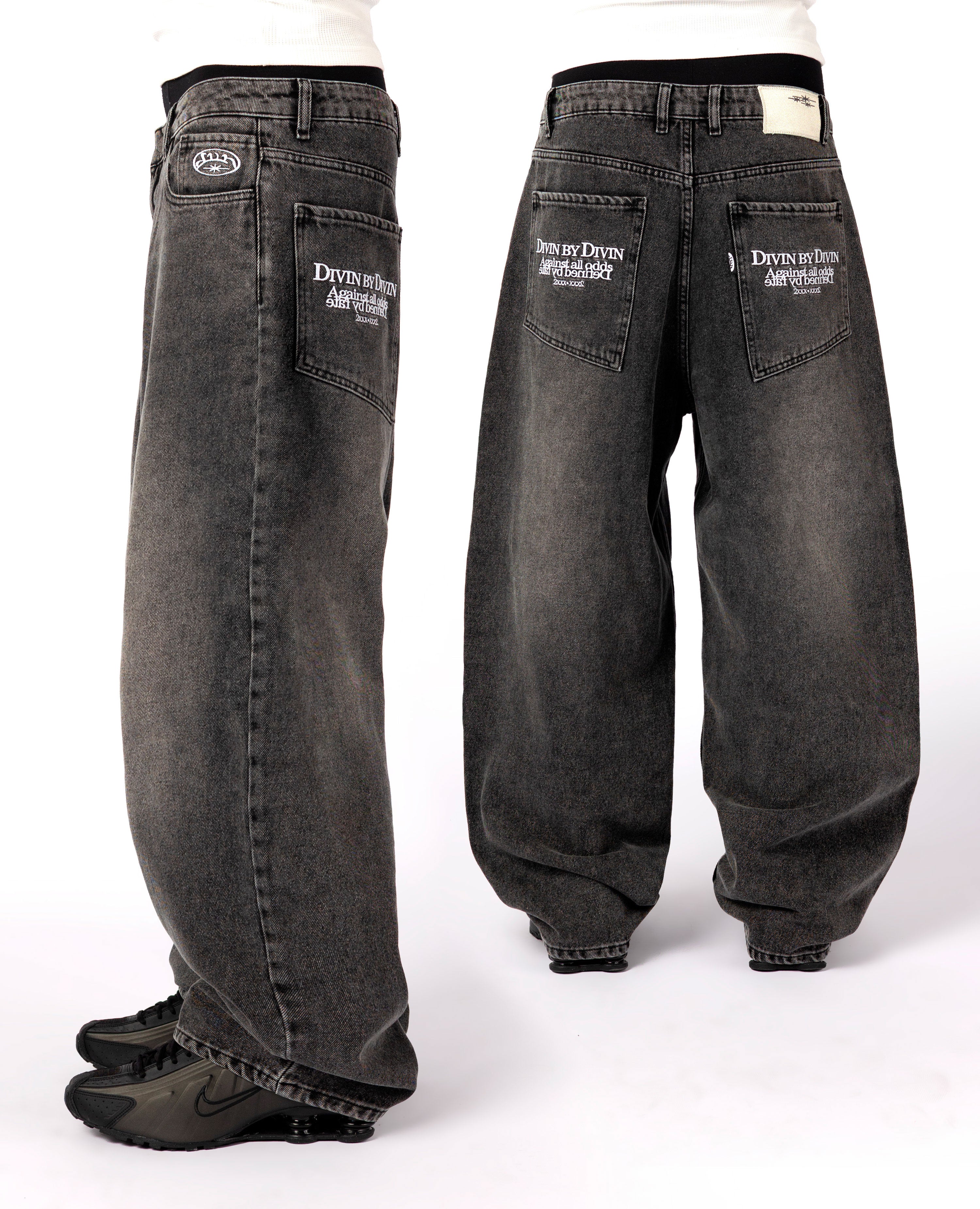 BLACK SHARP DENIM