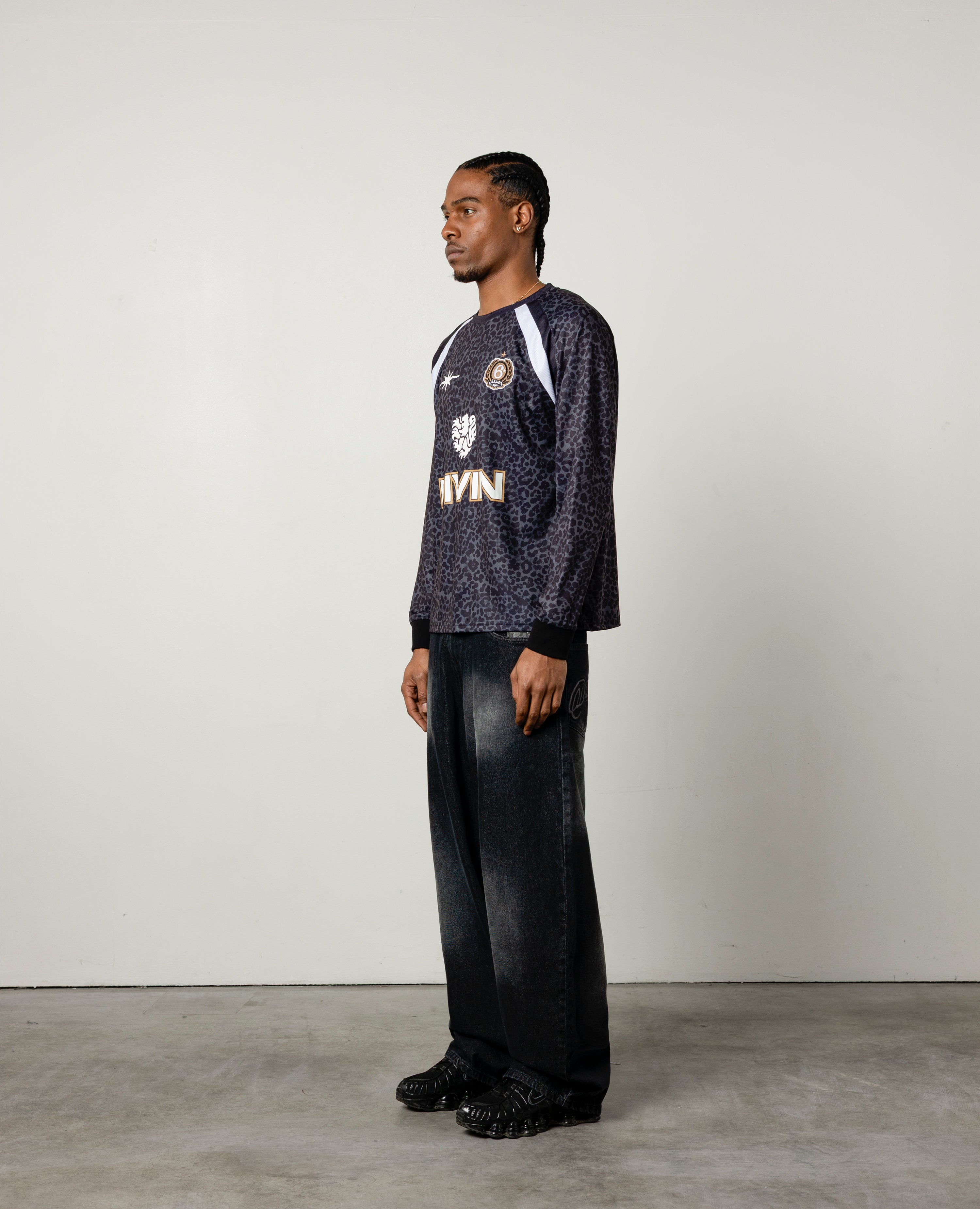 BLACK ANIMALS JERSEY LONGSLEEVES
