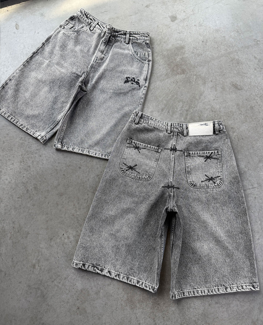 GREY DENIM JORT