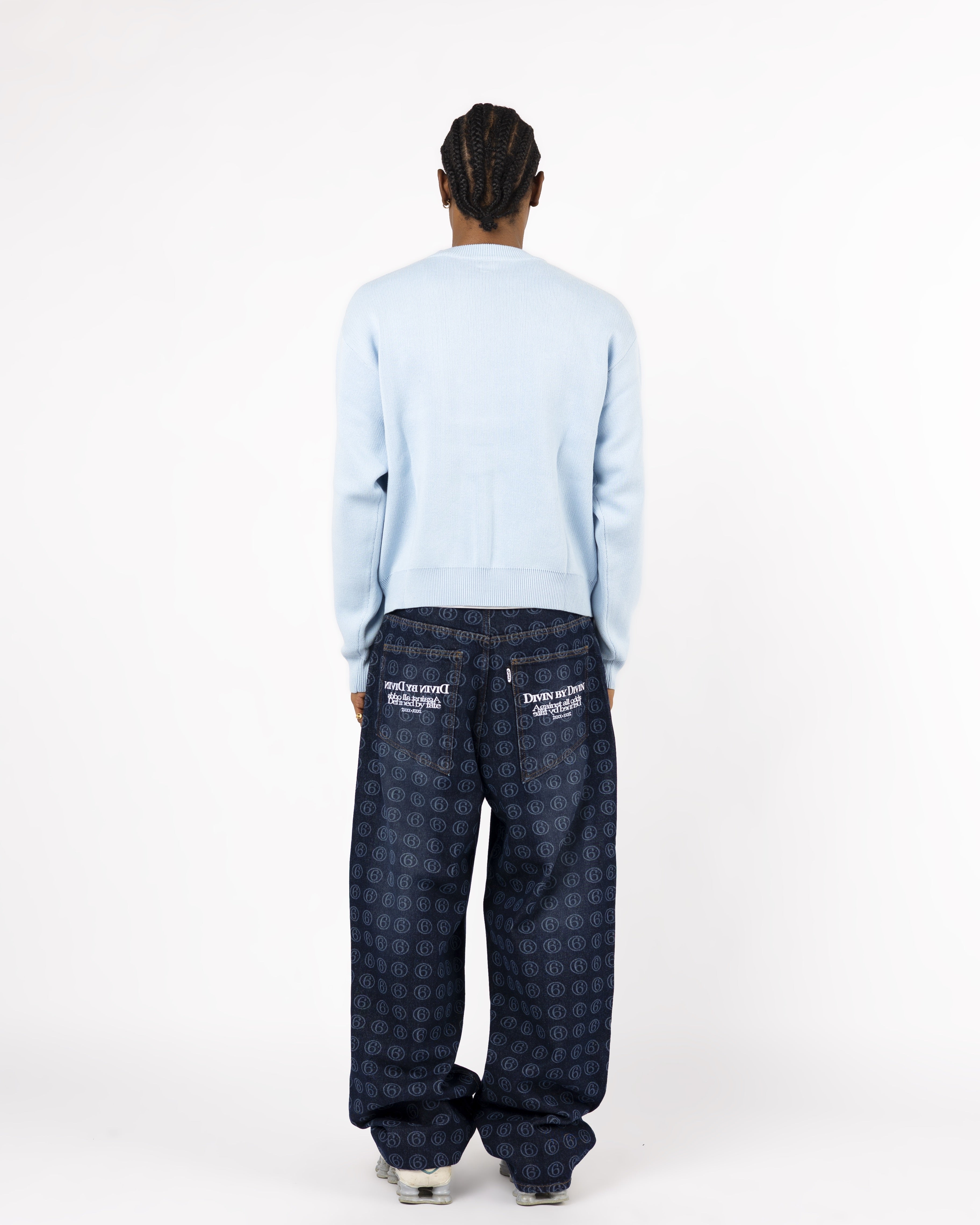 BLUE BLASON KNIT