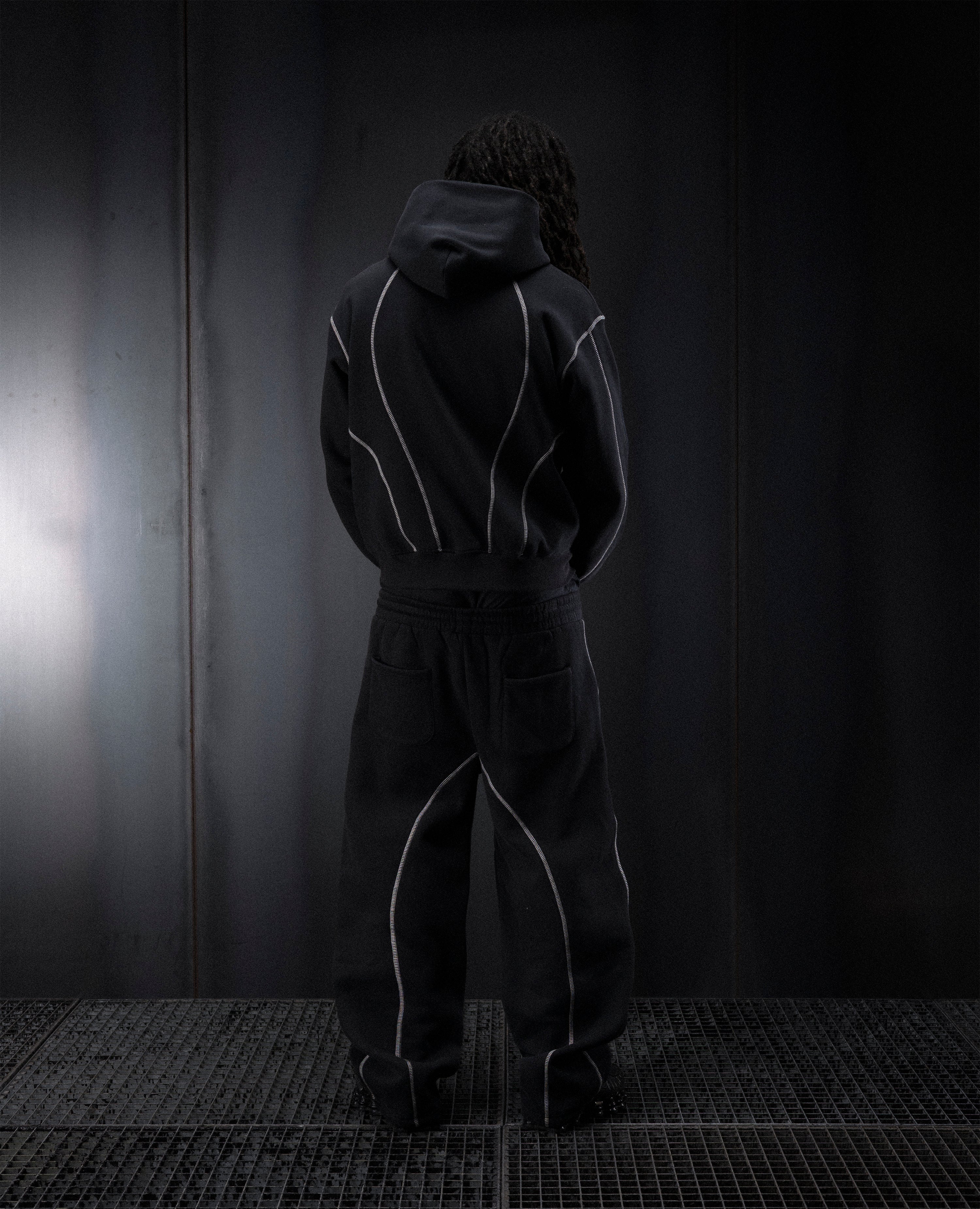 BLACK LINE ZIP